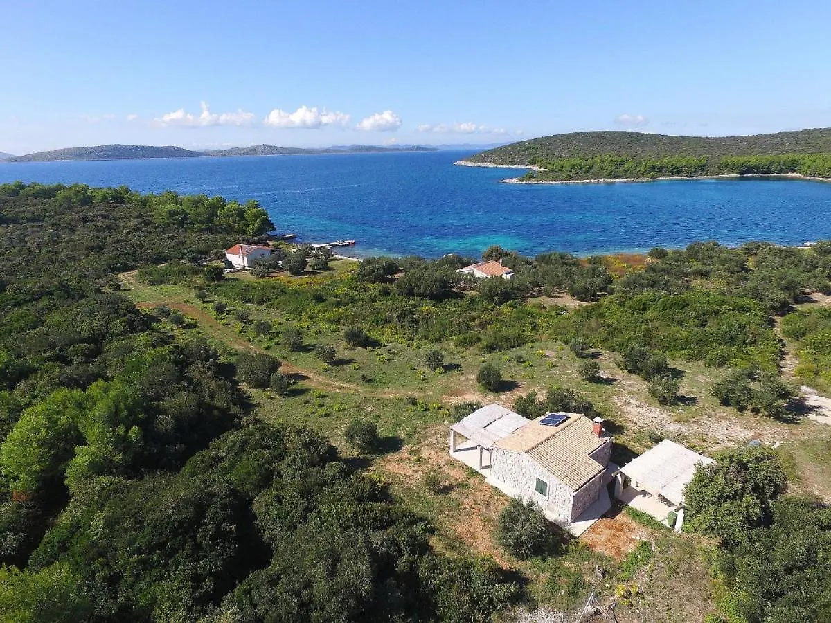 House Coral Villa Pasman Holiday home